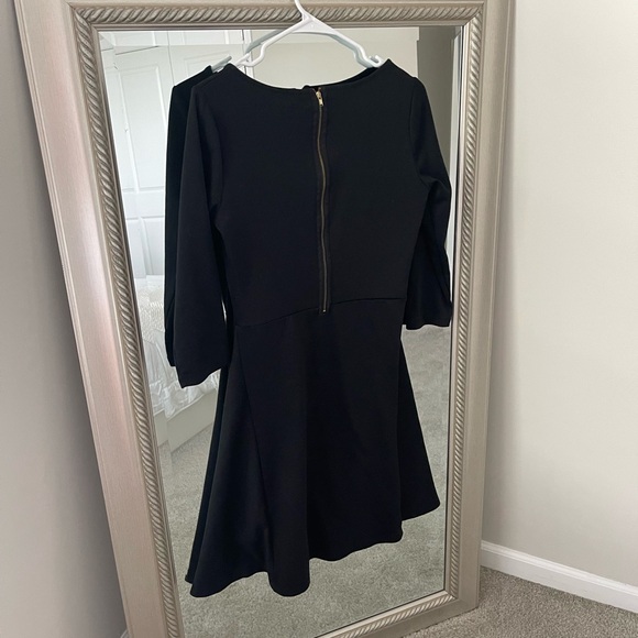 The Limited Dress - Picture 3 of 7